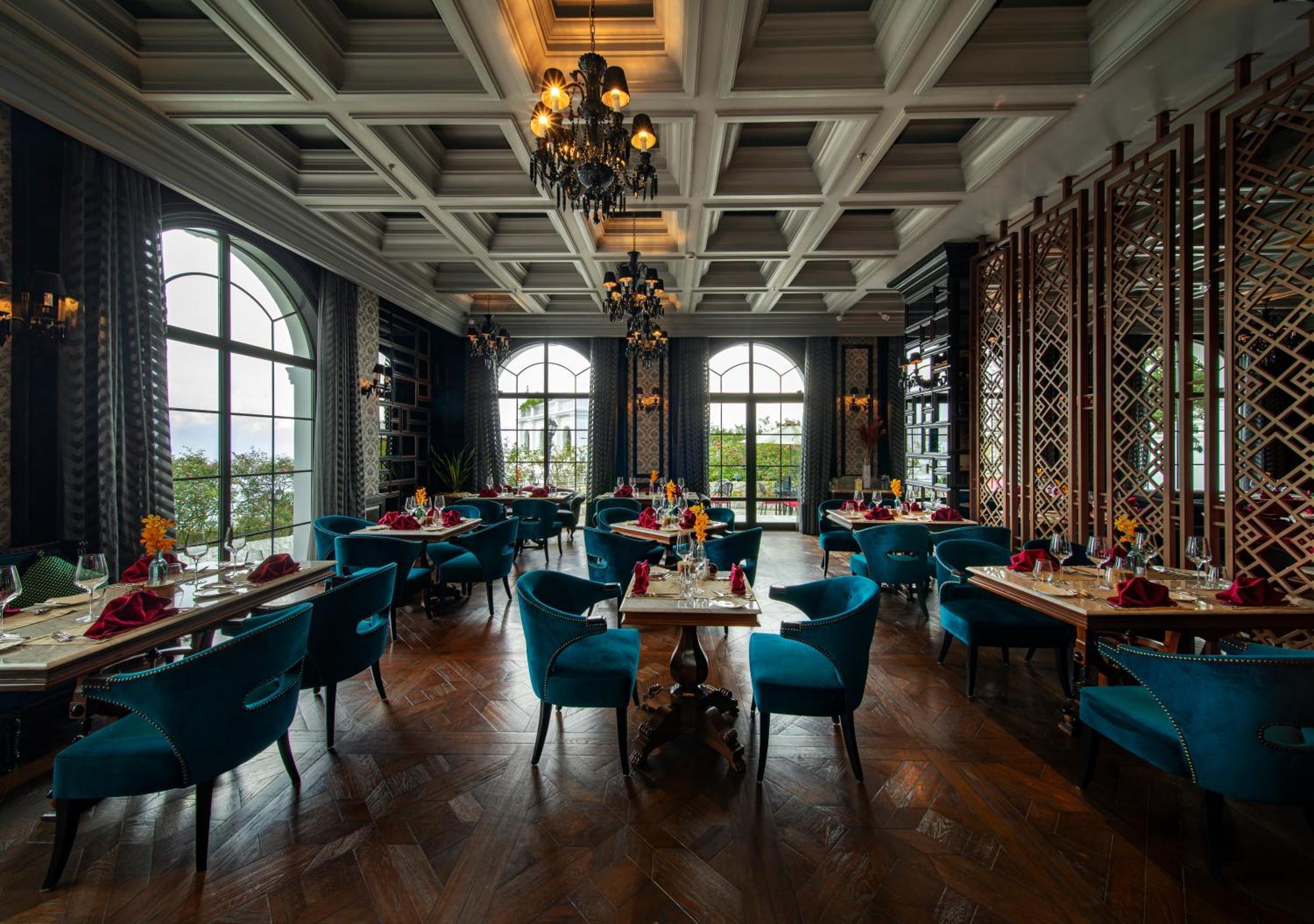 Silk Path Grand Sapa Resort & Spa Exterior foto The restaurant